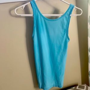 Lululemon tank size 2